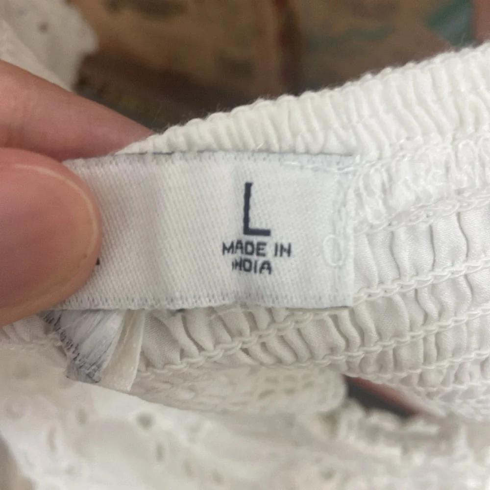 Hollister White Eyelet Puff Sleeve Top - Picture 6 of 7